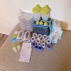 Kiinde Breastfeeding starter kit with Travel bag